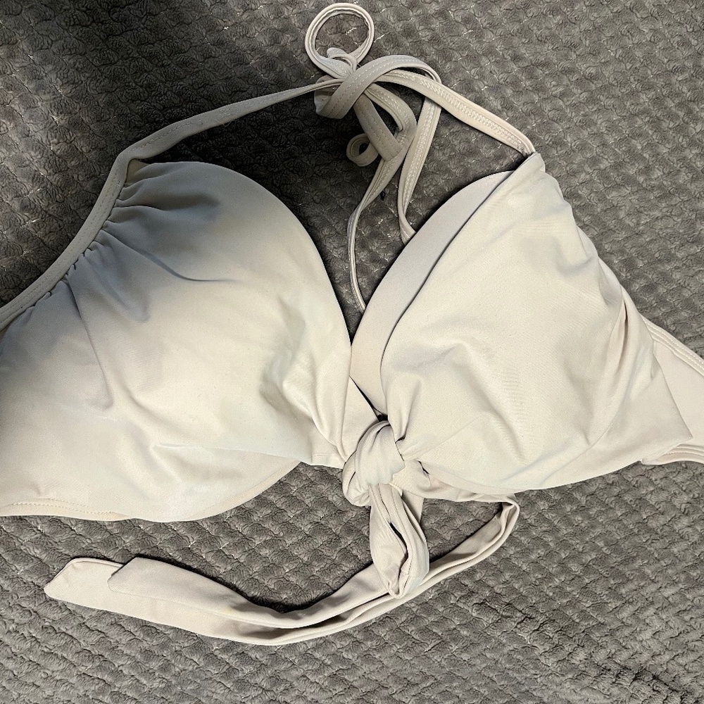 Victoria's Secret Bathing Suit Top/Bikini Top